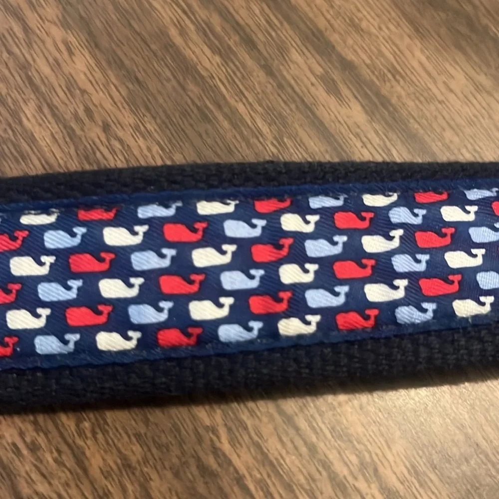 Vineyard Vines Size 30 White Blue Whale Belt